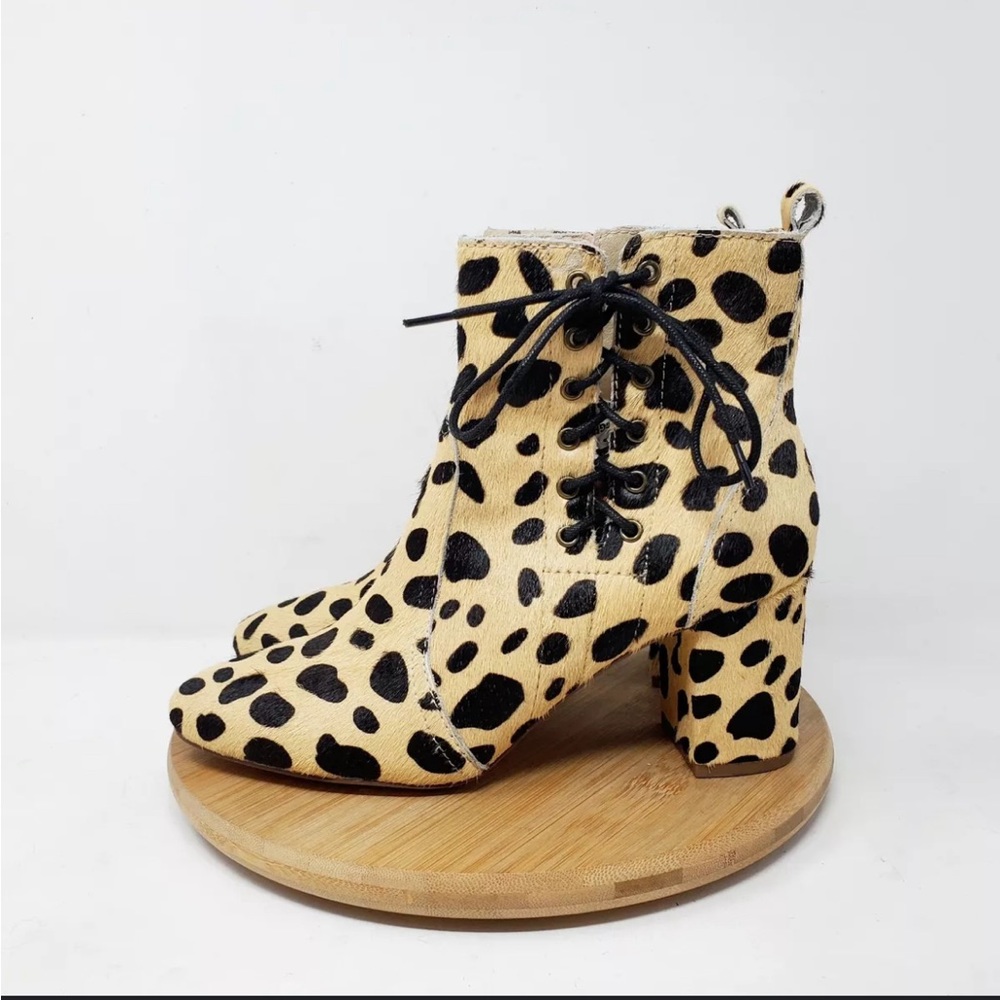 Matisse Ankle Boots Womens 6 
Animal Print Calf Hair Kristall... EUC so fun